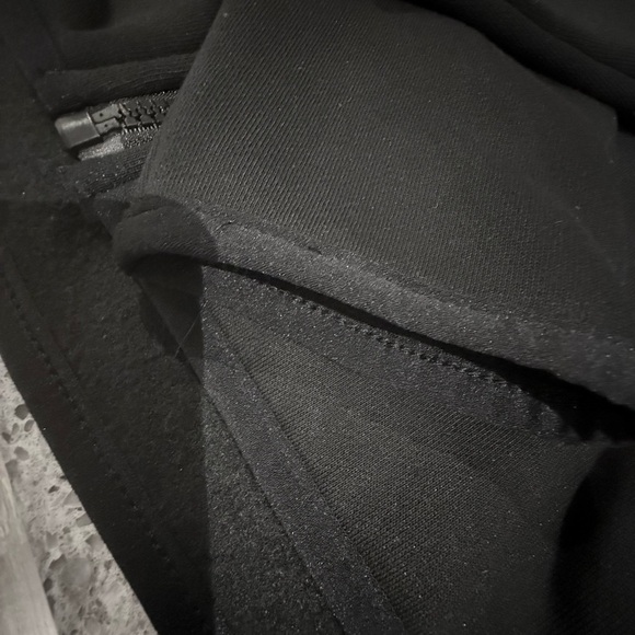 Venom Contender 3 Hoodie - Picture 7 of 13